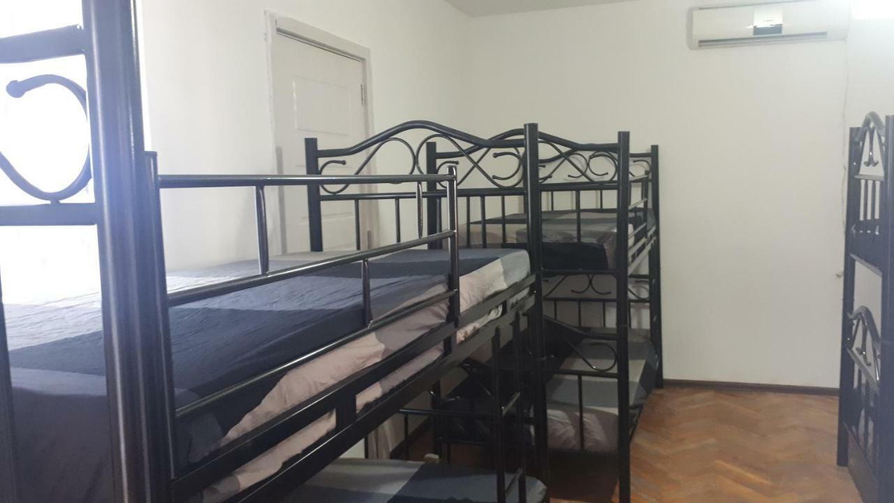 Enjoy The Hostel Batumi Esterno foto